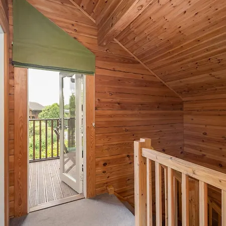 Holiday home View With Hot Tub