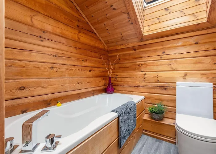 View With Hot Tub Holiday home Thirsk