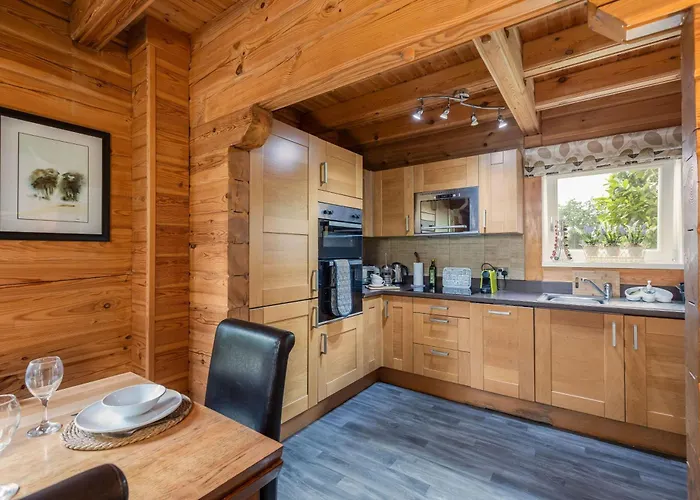 View With Hot Tub Holiday home